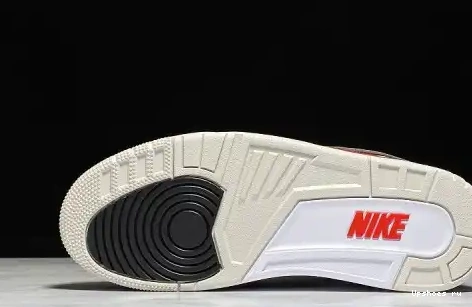 AIR TINKER 3 RETRO RED WHITE UNIVERSITY CJ0939-100 CJ0939-100 JORDAN 0425